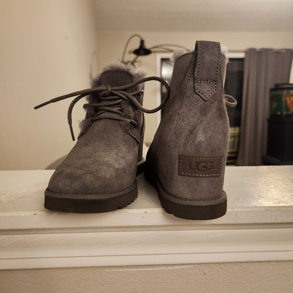 UGG Classic Femme Lace-Up Black Suede Fur Ankle Wedge Boots